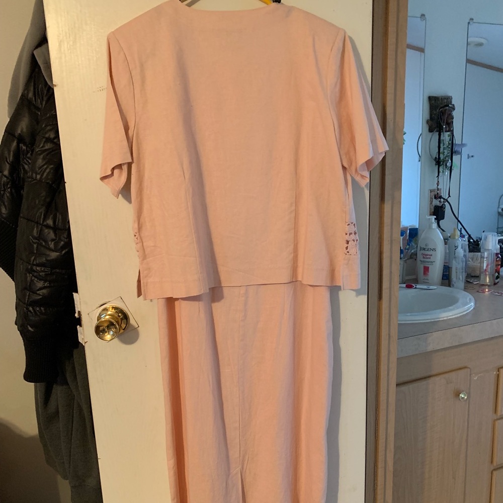 ISC two piece - Picture 4 of 4